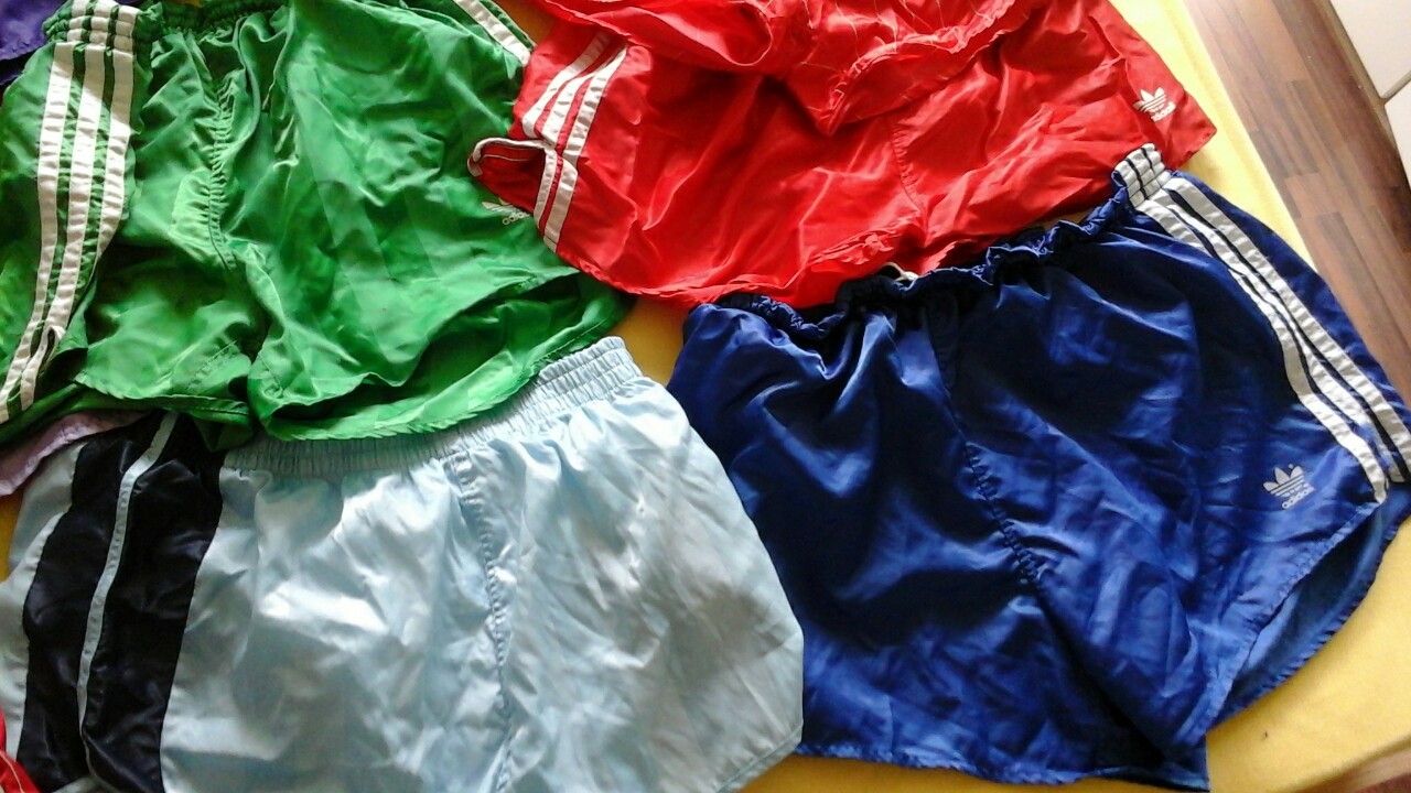 adidaswixman:  feedinglover76: feedinglover76:  Ein kleiner Teil meiner Glanzshorts