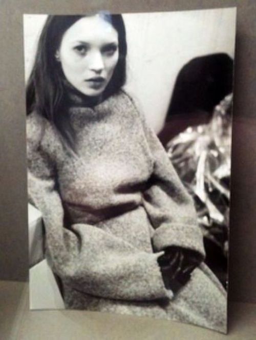 kate-jam-and-diamonds:  Maison Martin Margiela backstage 1992