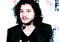  Happy 28th birthday Kit Harington ! (December 26th) 