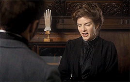 Aisling Loftus As Agnes Towler In Mr. Selfridge