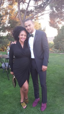 queennubian:  gradientlair:  christel-thoughts:  Jesse Williams and wife Aryn Drake-Lee. They married in 2012 and are expecting their first child. Congratulations are in order.  They’re adorable. &lt;3  YAY!!!!!!!!   Oh my so beautiful!