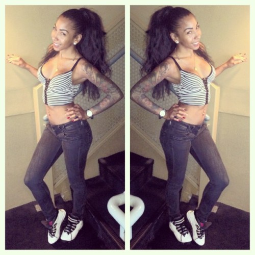 giavontate:  👟👟👟 Jay walking #GiaCam #ootd  #lightwork #chicksinkicks #shoefiles #sneakerdiaries #retro10 @kicksonfire 