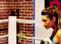 plldailly:Shay Mitchell Trains for Nike Women’s Half Marathon SF 2013[x]