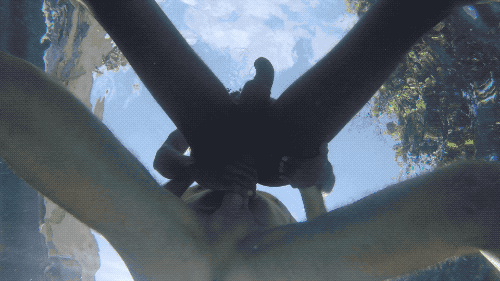 captainhook92:  Underwater Fuck https://www.xtube.com/video-watch/Underwater-Fuck-31339162