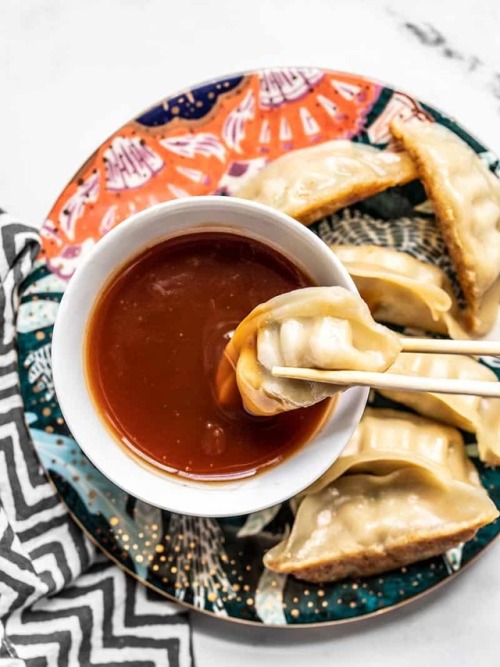 foodffs:  SIMPLE SWEET AND SOUR SAUCEFollow for recipesIs this how you roll?