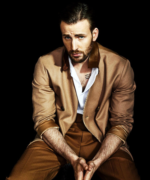 dailychrisevans:Chris Evans for Modern Weekly China