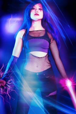 comicsxaminer:  Cool Cosplay: Psylocke, Robocop