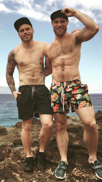 hotfamousmen:    Gus Kenworthy and Matt Wilkas  
