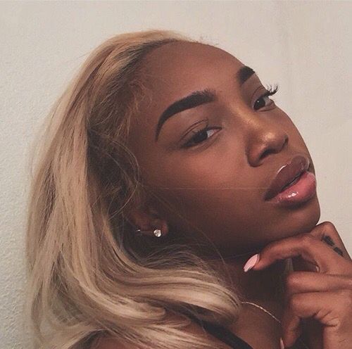 medusabraids:blonde hair on black people is my fave concept 