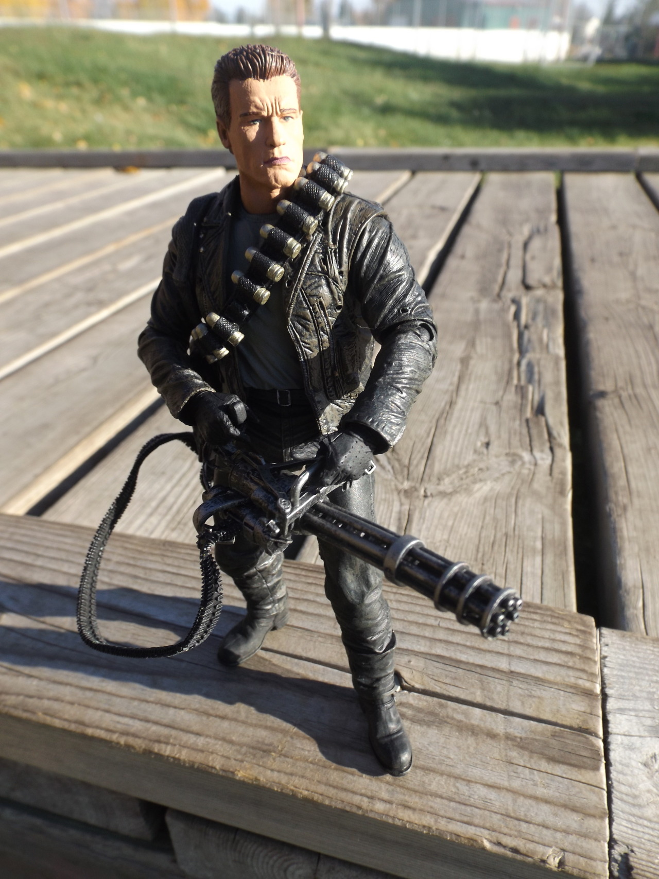 richard-is-bored:  Ultimate T-800 Outside 
