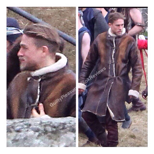 guiltypleasuresreviews:  Charlie looking HOT on the set of King Arthur. I’m loving