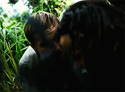 panem-for-evah:  Everlark gifset #2