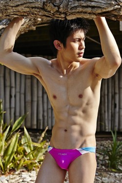 thaimodel:  Karn Galanupong for Attitude