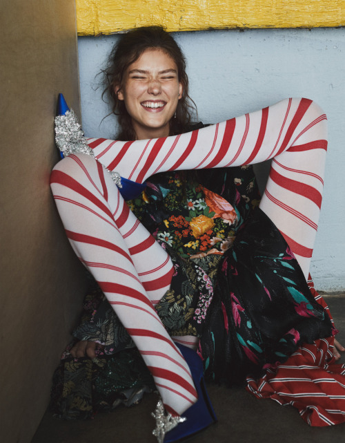 parasoli: zuzu tadeushuk by nicolas kantor for vogue mexico,september 2016.