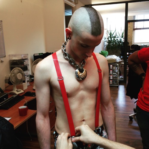 punkerskinhead:  reconfetish:  No rest for the sleazy! Team Recon have been early to bed early to rise to shoot new gear coming soon to the Recon Store. Our willing model is ‪#‎FWL2015‬ rubber boy, Luca.Make sure you check out www.recon.com/store