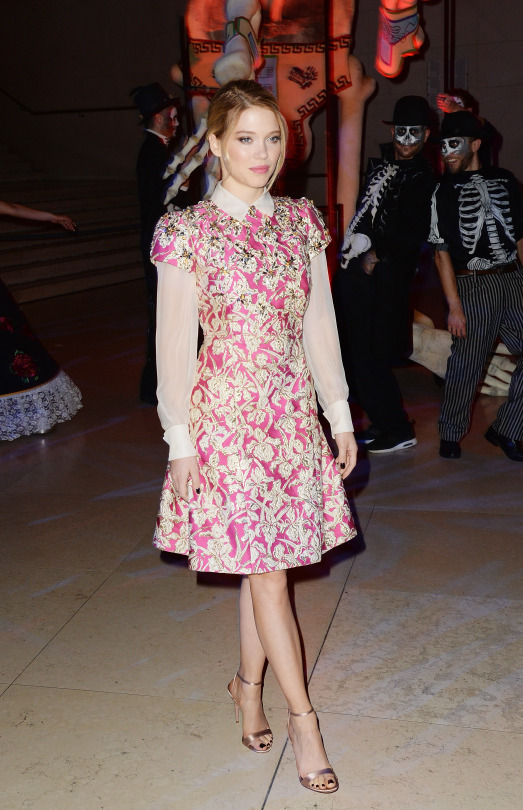 lea seydoux bond dress