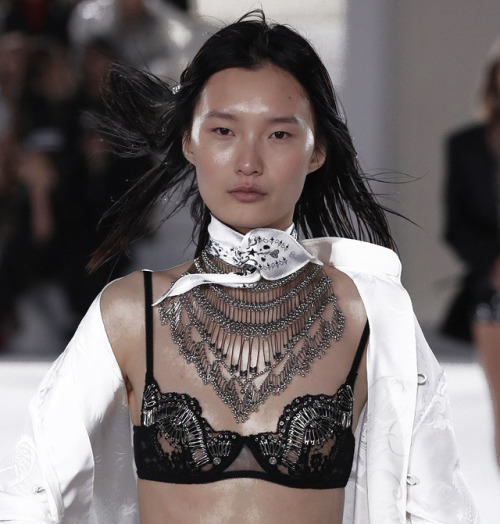 liu chunjie @ wang ss19