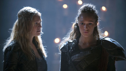 Will #Clexa take the crown for a third, consecutive win? The competition is heating up. Vote now for