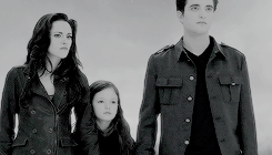 himmeliesel:  color meme:  twilight saga + black & white.         asked by, chick-named-marylou  