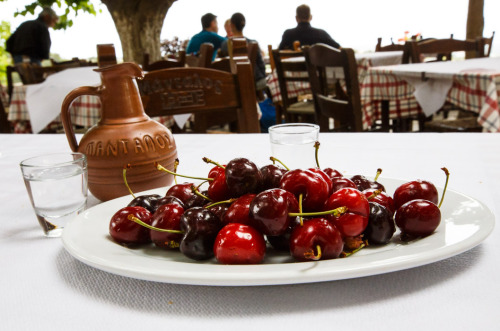 Raki and cherries in Margarites.