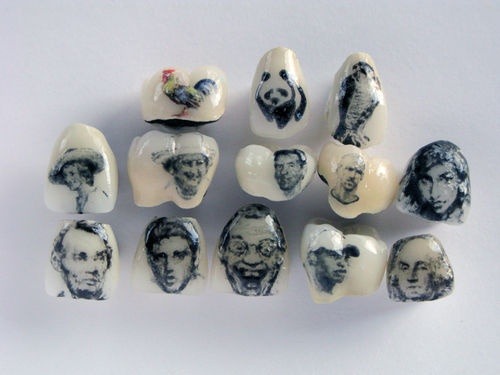 moth-princess:  drrtymissivy:  Tattooed teeth. Incredible detail.         Wow