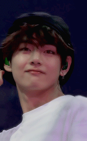 poutaes:kim taehyung owns my heart ejfkvefjn