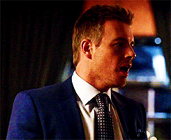 eddiethawnegifs: