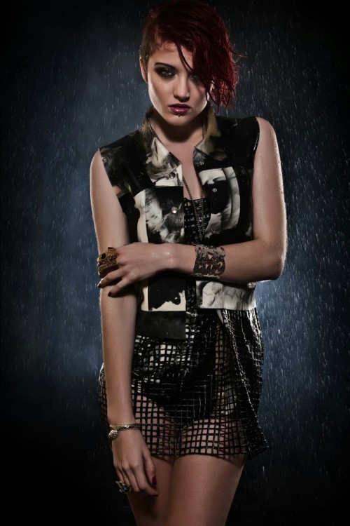 steal16:  Dolly Diamond/Dolly D Suicide ♥  She’s always hot.   Real beauty.