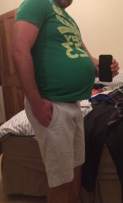 fatguyworld:  bellycraze:I’m such a lazy fat, big bellied guy now. I love it!!  Working the fat hairy doughboy look