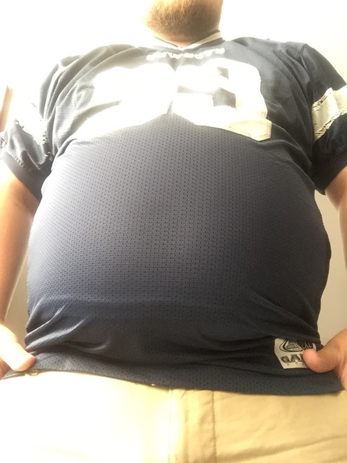 fatguyworld: chubblersds: I think this jersey is my fav of the two. Looking round and huge fatboy. K
