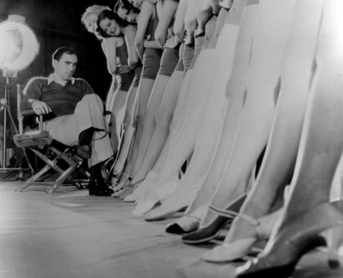 rouquinoux:Busby Berkeley incredible work in the 30’s.  Art legs…isn’t it?