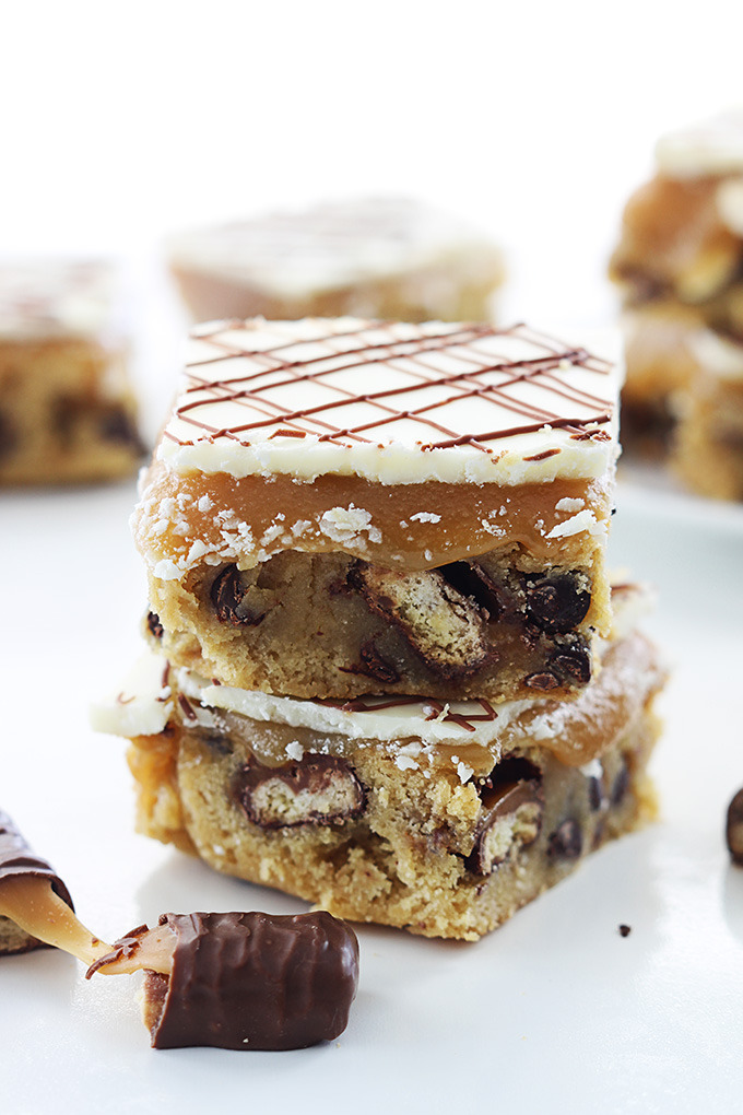 do-not-touch-my-food:
“Cookie Bars with Twix and Caramel
”