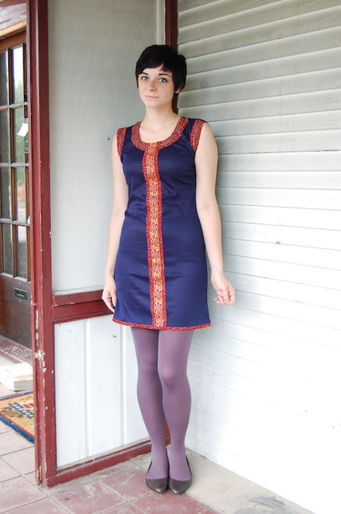 tightsobsession: Cute dress with purple tights.