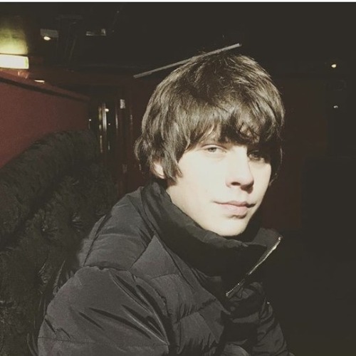 un-idolo-jake-bugg: Jake today in Rock City 28.10.16