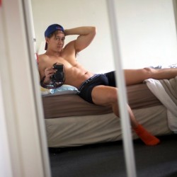 aussiespacetimetraveller:  It’s an orange socks kind of afternoon  