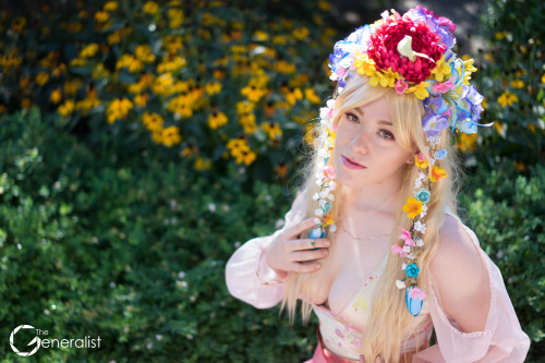 houkakyou:We got new photos back~~ <3 Míriel - CheeseCakePanda CosplayIndis - @houkakyouPhotos 