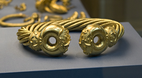 historyarchaeologyartefacts:The Great Torc from Snettisham in Norfolk, East Anglia. England, 1st cen