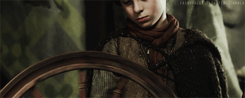 fairytaleasoldastime:He could spin for kings and queens one day.