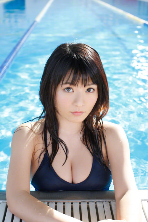 beolab5:  Pool Time - Mizuki Hoshina (星名美津紀) 