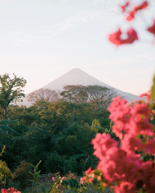 vivalatinamerica:Ometepe, Nicaragua. Source