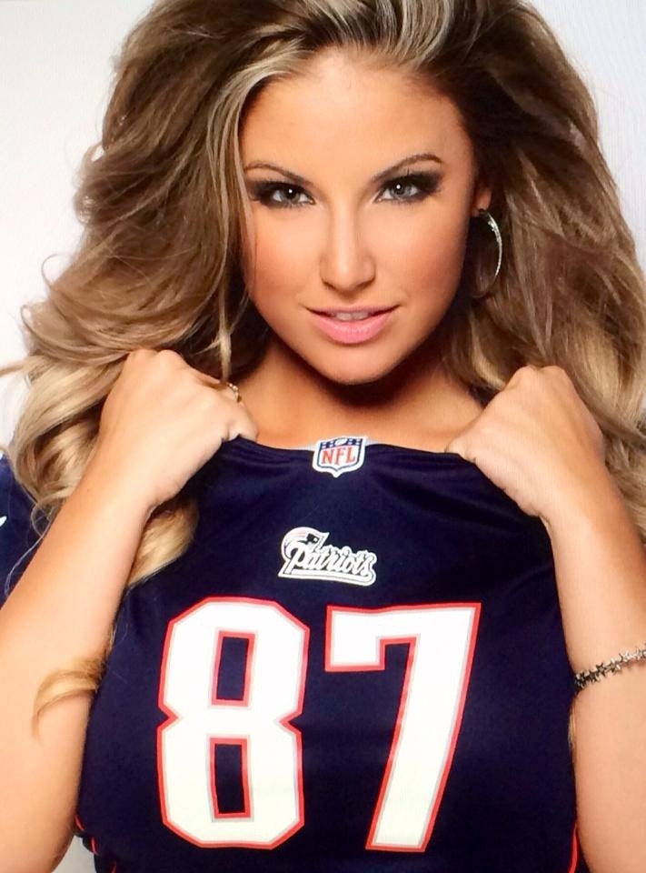 bigvinnystyle212:  Ashely Alexiss