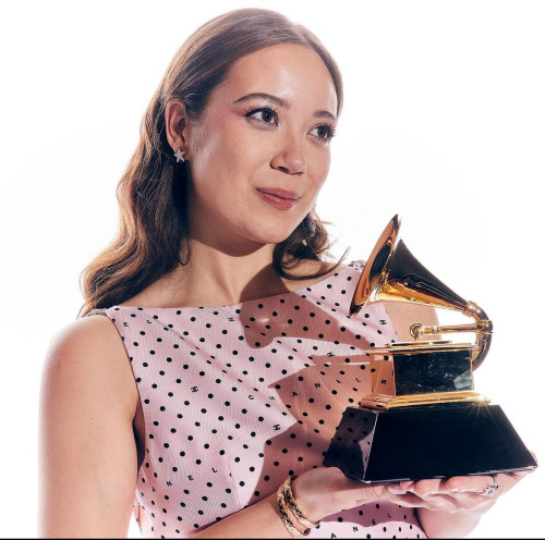 She Really Looks Like A Disney Princess In This Photo