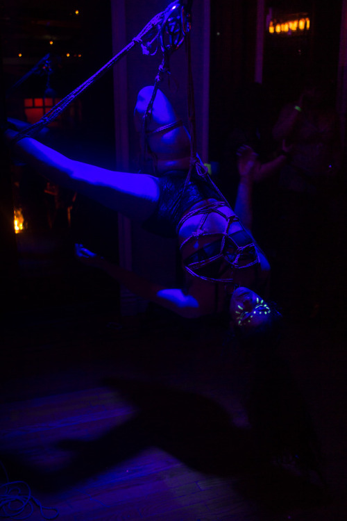 Some shots from a self tying performance at a Hacienda Kink Tasting taken by Kareemmontes -  1/