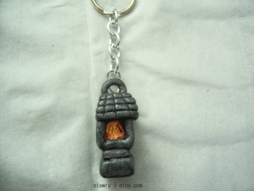 weagueofwegends:A few keychains I made. I hope you can recognize the items D: