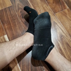 malesockfetish:  Socktober day 14! Back in