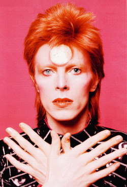 vintagegal:  R.I.P. David Bowie (January 8th, 1947 –  January 10th, 2016) I always had a repulsive need to be something more than human. I felt very puny as a human. I thought, “Fuck that. I want to be a superhuman.” 