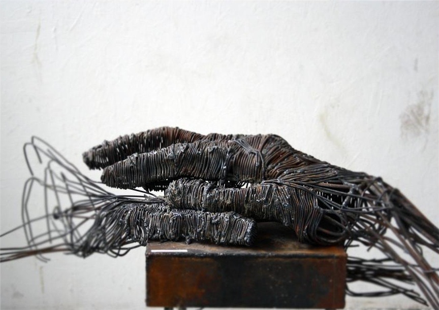 myampgoesto11:  Metal sculptures by Darius Hulea 