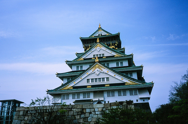 ileftmyheartintokyo:
“ Osaka Castle / 大阪城 by Carl_W on Flickr.
”