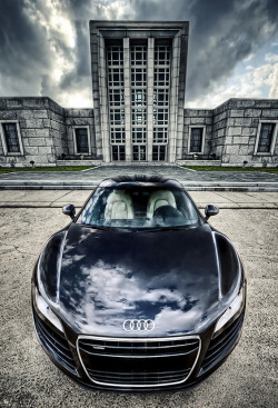 themanliness:  Audi R8 | Source | More    