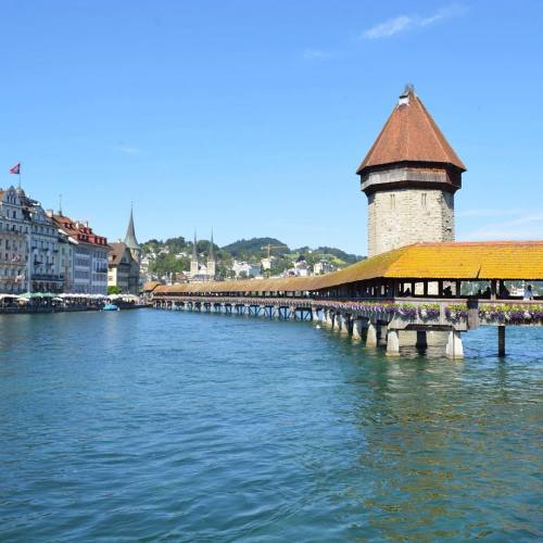 Lucerne in Switzerland was a great visit while it takes less than an hour by train from Zurich or the capital Bern. (at Chapel Bridge)